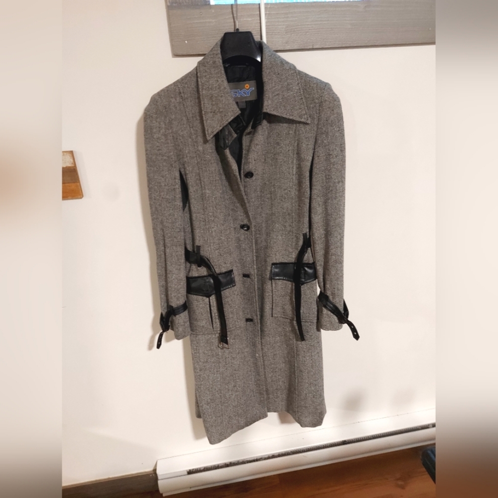 🩶 Unique Woman's Modern Trench Coat with Black Details